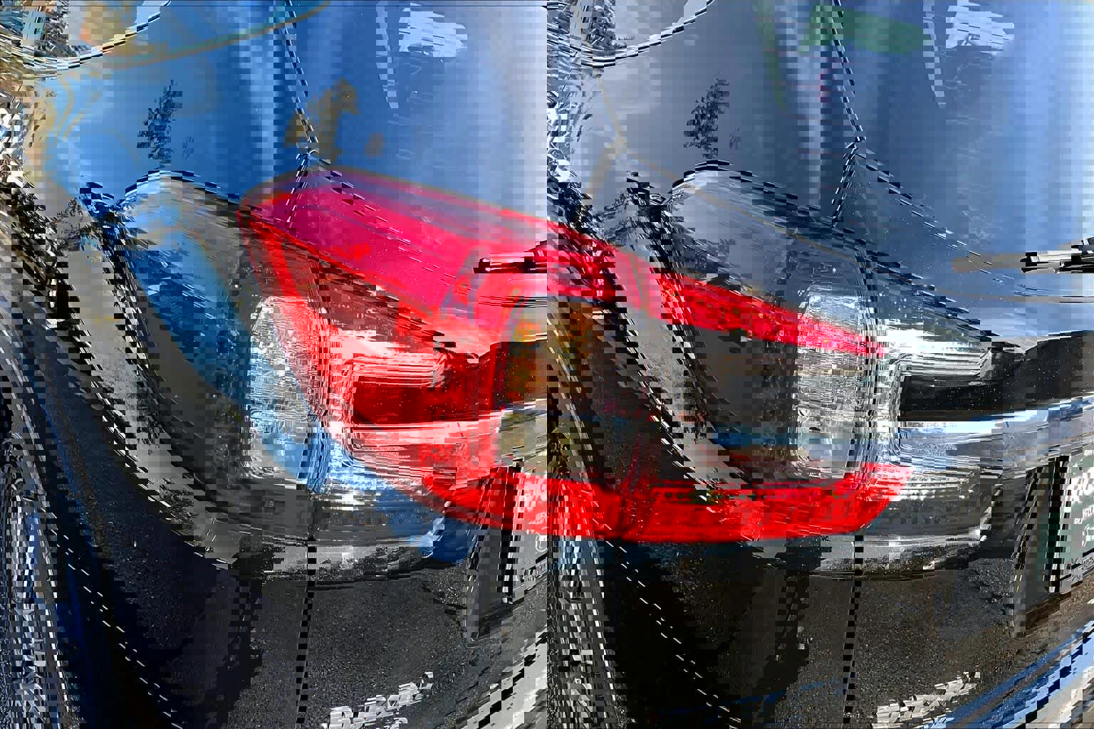 Used 2023 Subaru Ascent Touring image 27