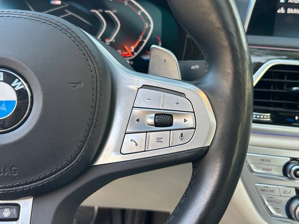 Used 2022 BMW 740i w/ M Sport Package RWD image 39