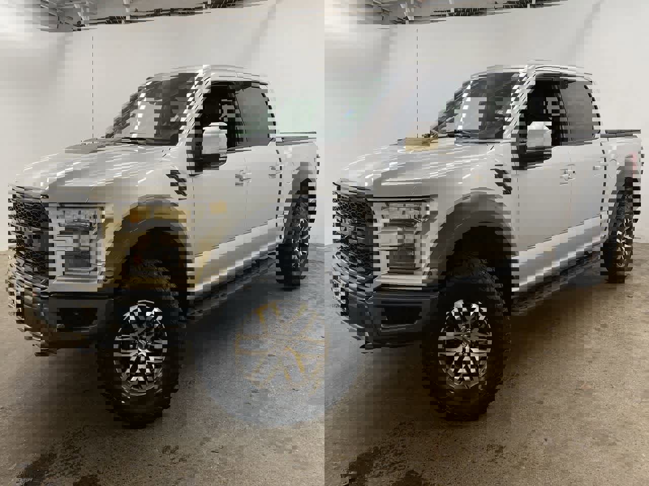 Used 2018 Ford F150 Raptor w/ Equipment Group 802A Luxury image 1