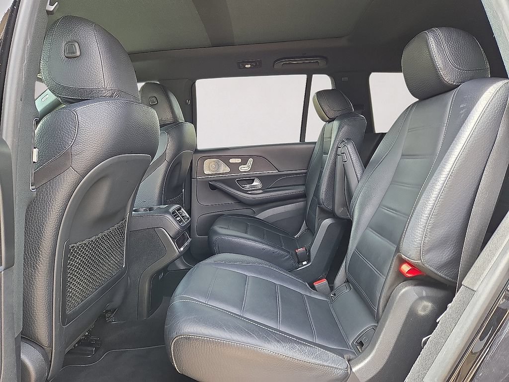 Used 2021 Mercedes-Benz GLS 580 4MATIC image 16