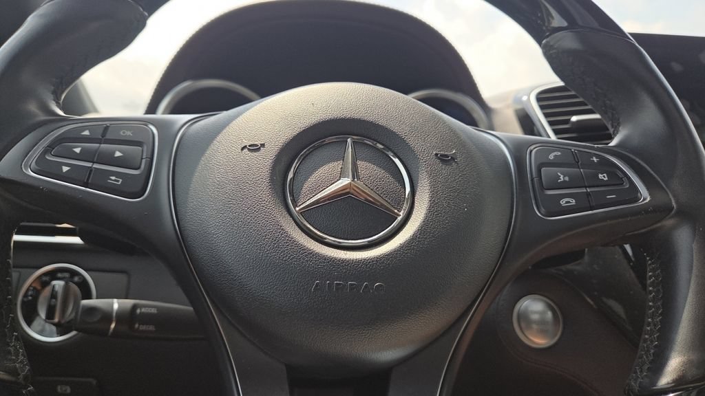 Used 2018 Mercedes-Benz GLE 43 AMG 4MATIC image 18