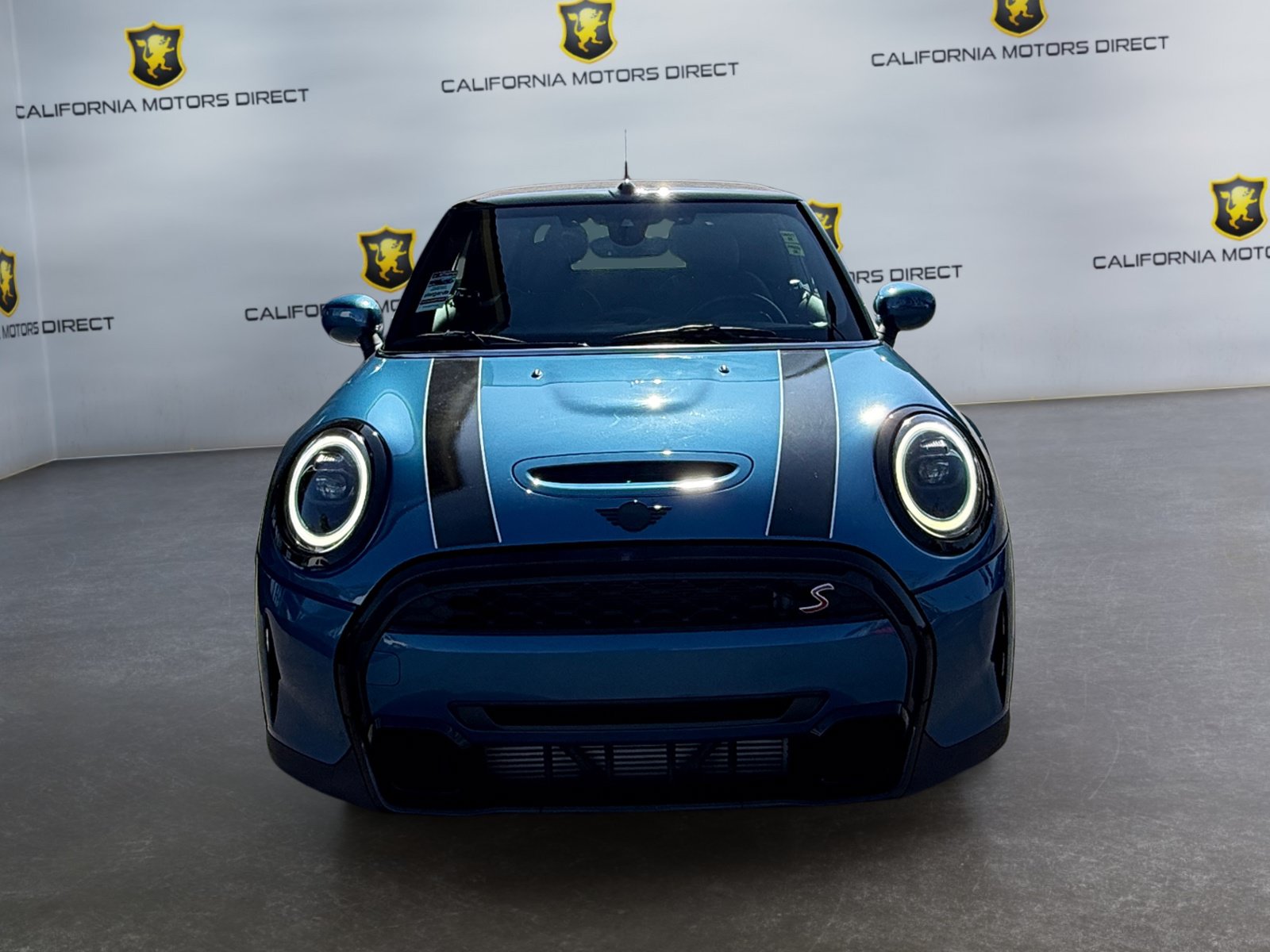 Used 2023 MINI Cooper S w/ Signature Upholstery Package FWD image 8