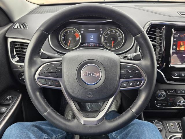 Used 2020 Jeep Cherokee Limited w/ Technology Group AWD/4WD image 26