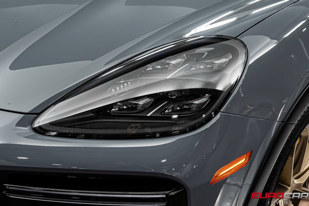 Used 2022 Porsche Cayenne Turbo GT AWD/4WD image 12