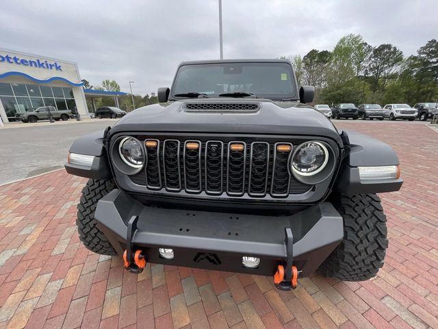 Used 2024 Jeep Gladiator Mojave w/ Technology Group AWD/4WD image 24
