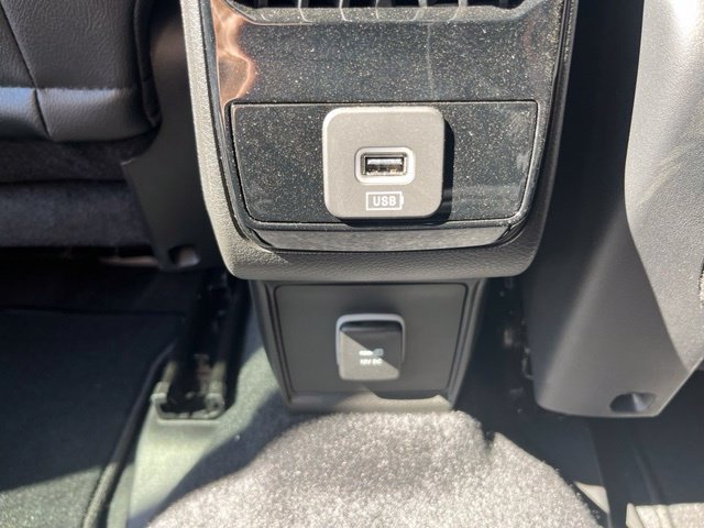 New 2026 Jeep Compass Latitude AWD/4WD image 18