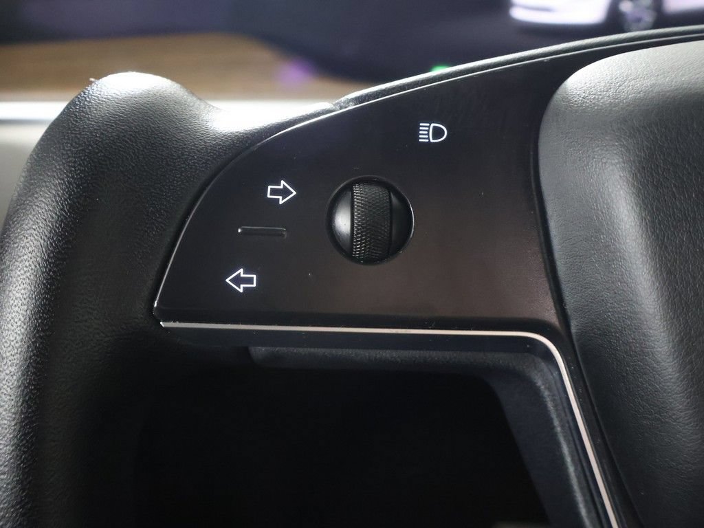 Used 2022 Tesla Model X AWD/4WD image 37