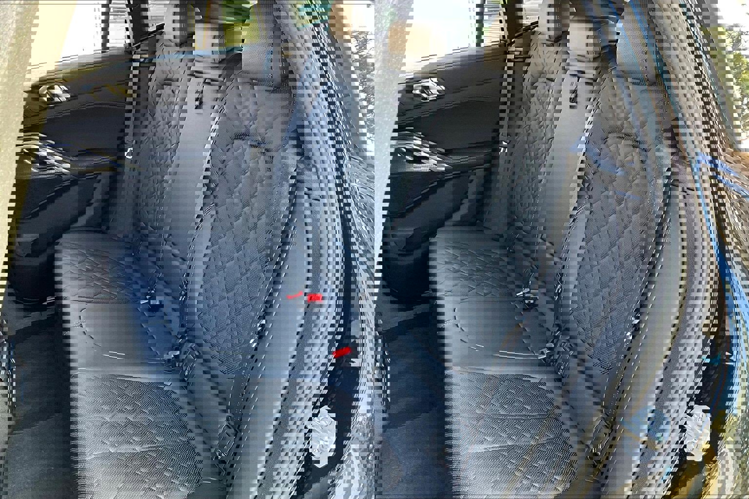 Used 2023 BMW X6 xDrive40i w/ M Sport Package image 20