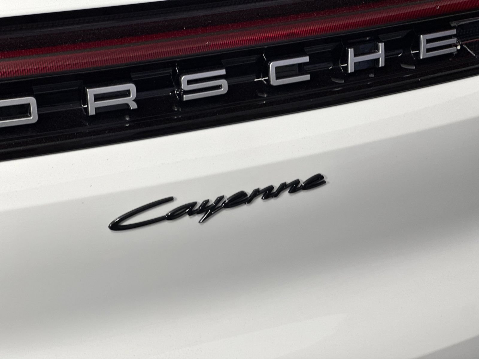 Certified 2026 Porsche Cayenne Coupe AWD/4WD image 35