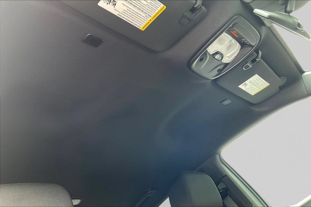 Used 2024 Chevrolet Colorado Trail Boss AWD/4WD image 32