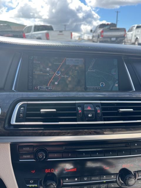 Used 2015 BMW 750i RWD image 44