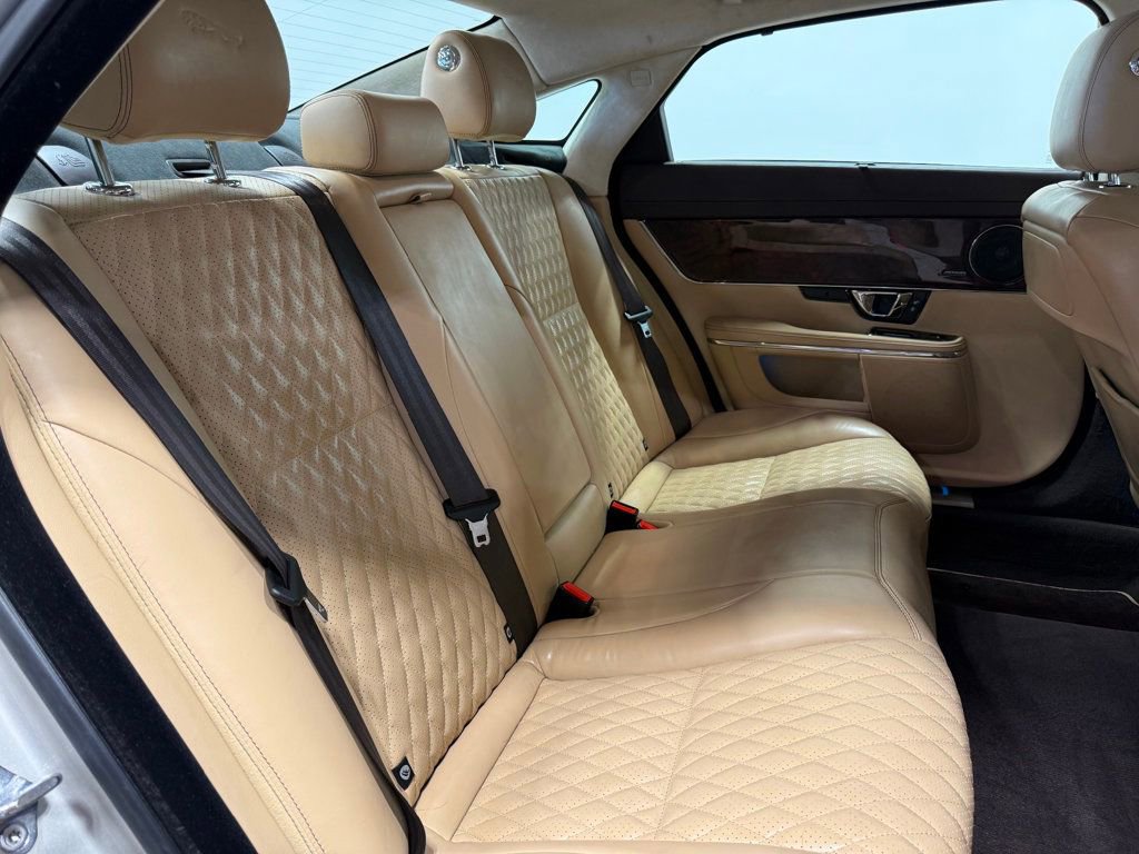 Used 2017 Jaguar XJ L Portfolio image 39
