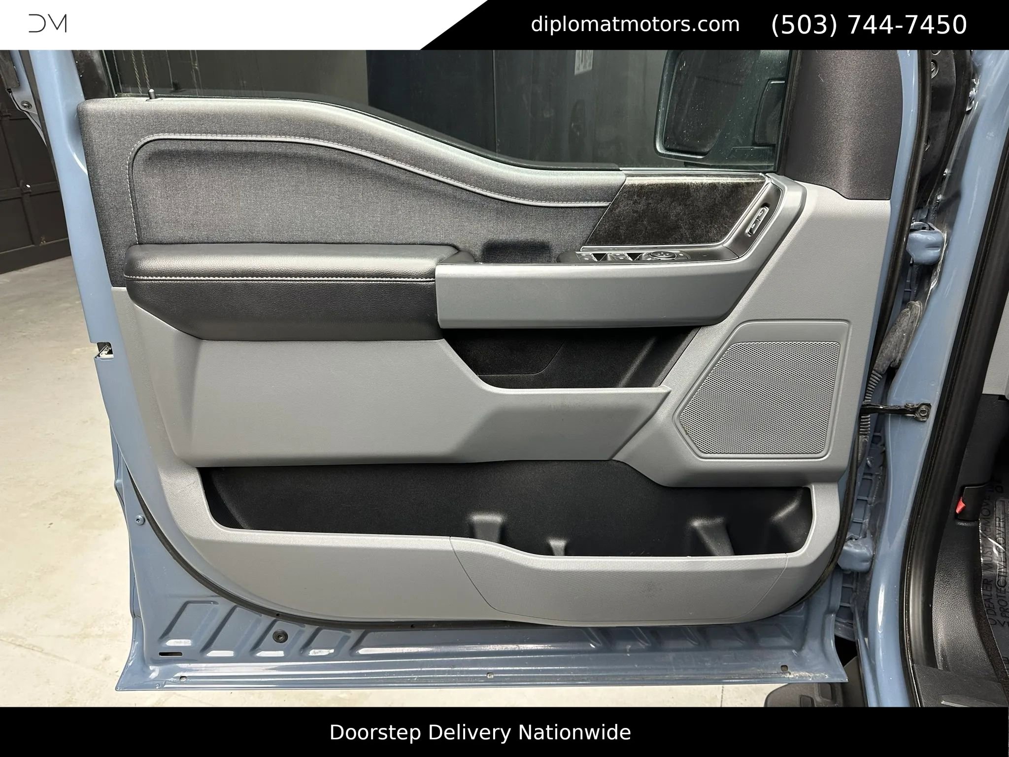 Used 2023 Ford F150 Lightning XLT image 26