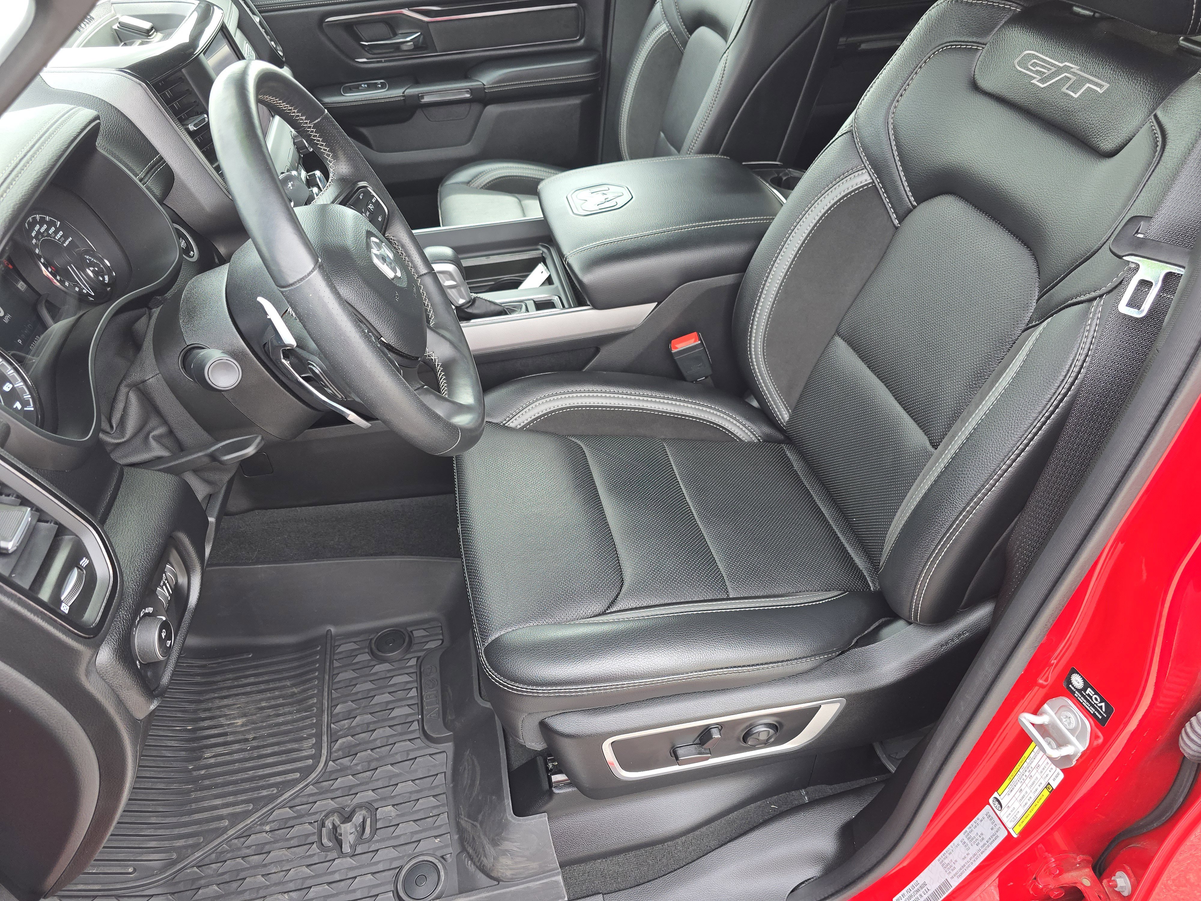 Used 2022 RAM 1500 Laramie w/ G/T Package AWD/4WD image 33