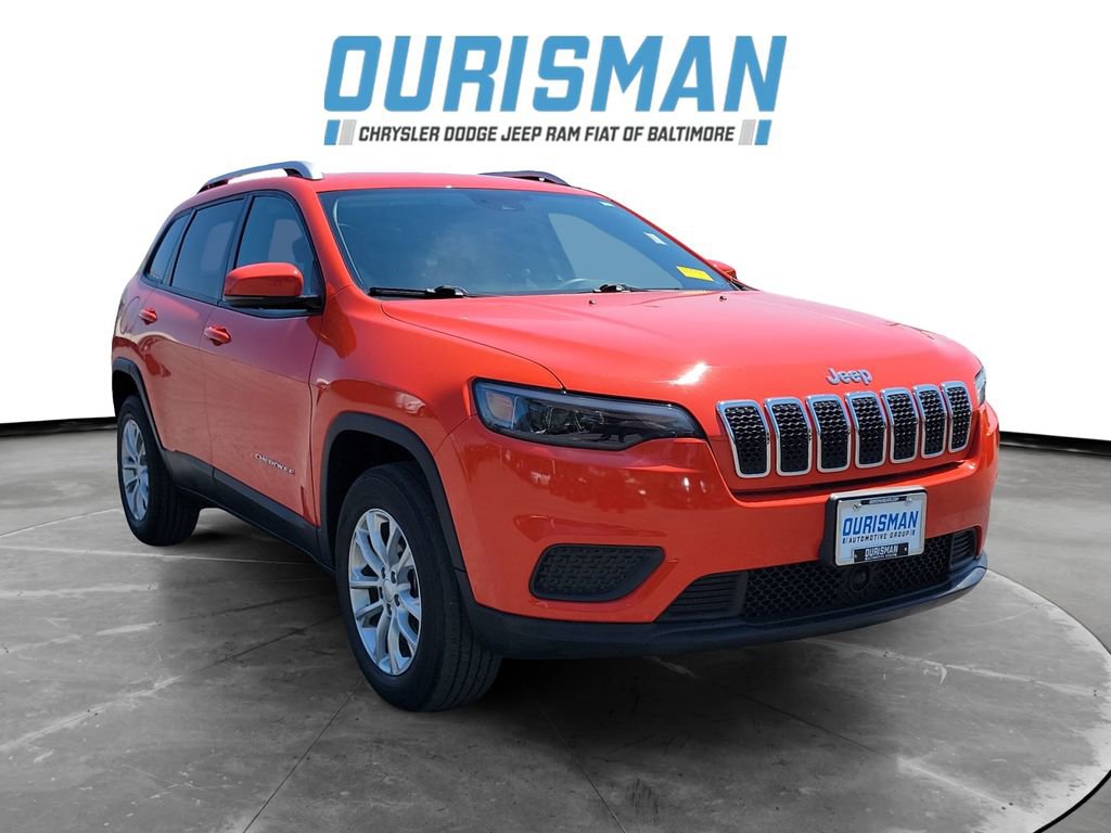 Used 2021 Jeep Cherokee Latitude w/ Mopar Interior Package AWD/4WD image 1