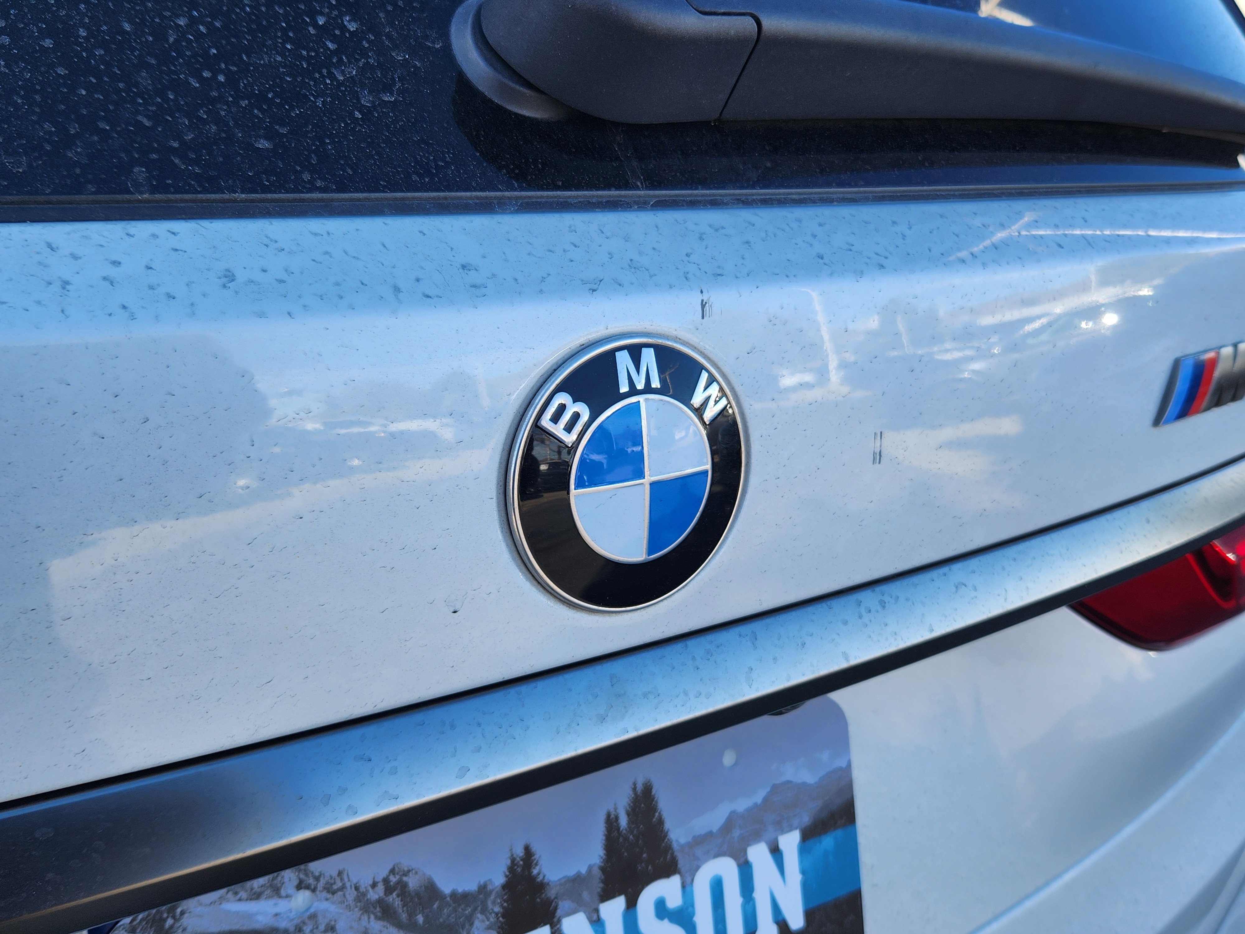 Used 2021 BMW X7 M50i w/ Executive Package image 22