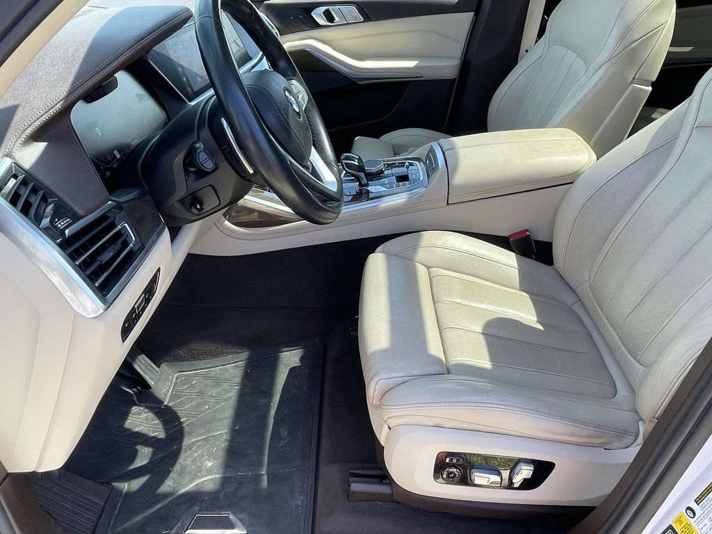 Used 2019 BMW X7 xDrive40i w/ Premium Package image 14