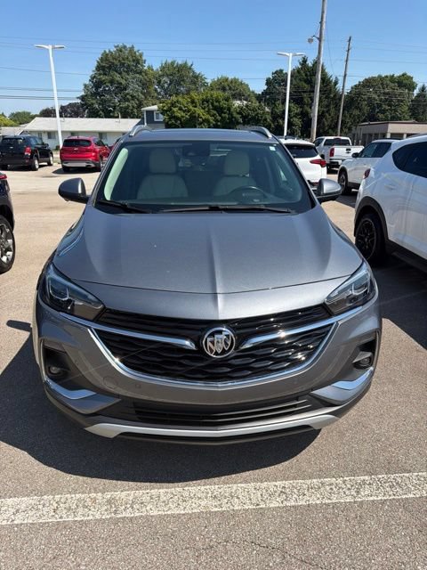 Used 2020 Buick Encore GX Essence w/ Experience Buick Package AWD/4WD image 2