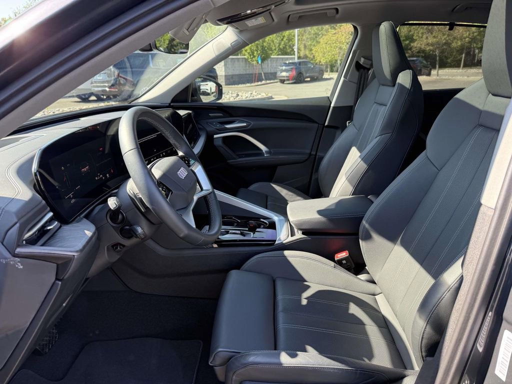 Used 2025 Audi Q5 Prestige AWD/4WD image 13
