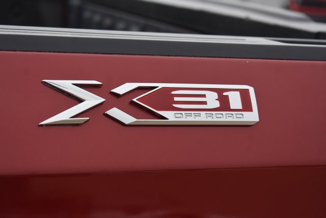 Used 2023 GMC Sierra 1500 SLT image 12