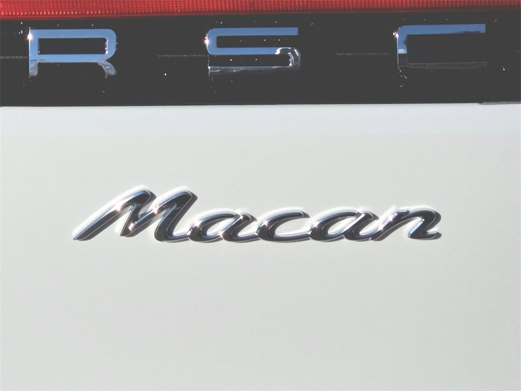 New 2026 Porsche Macan image 28