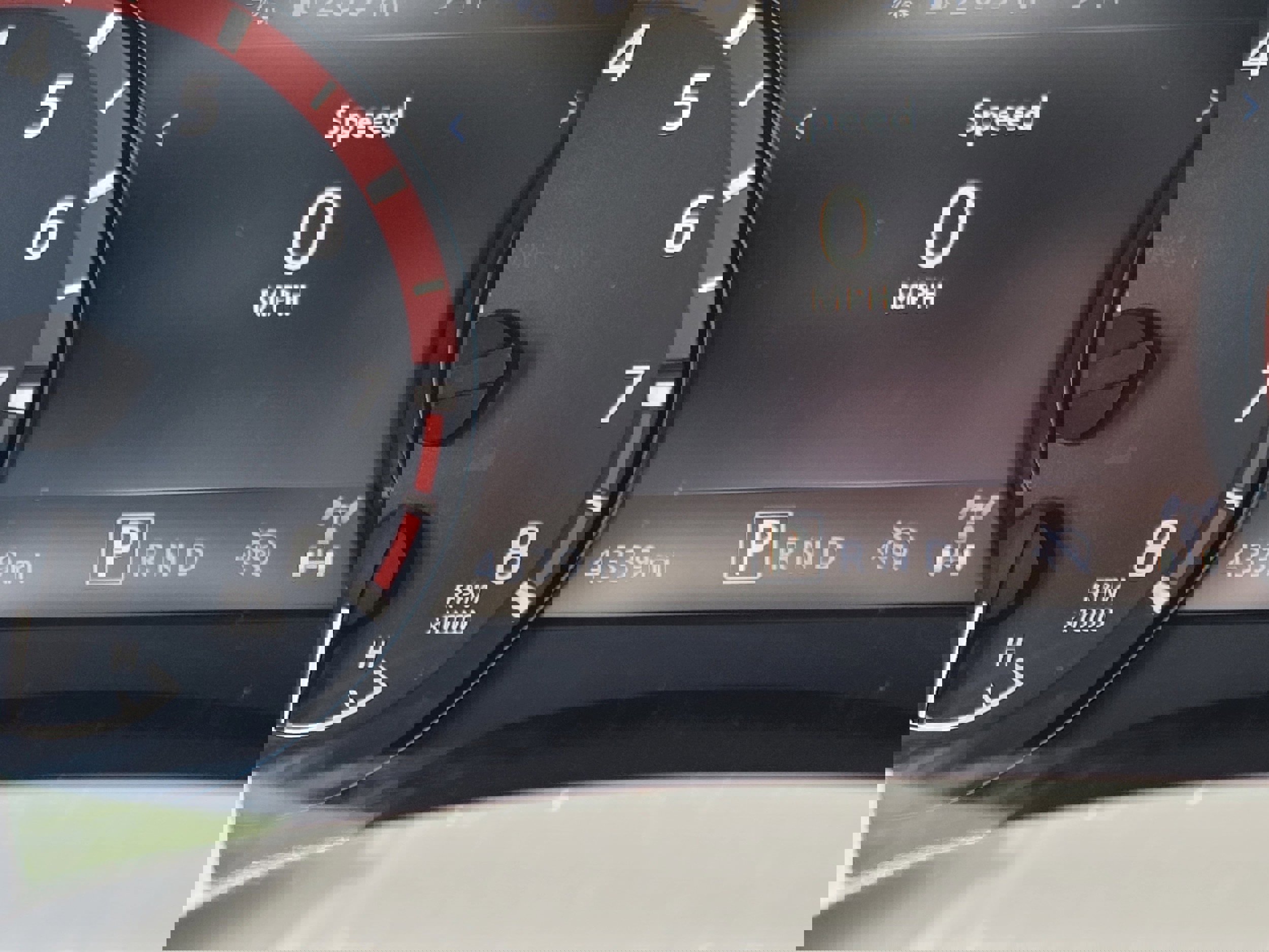 Used 2025 Nissan Frontier PRO-4X w/ Pro Convenience Package image 25