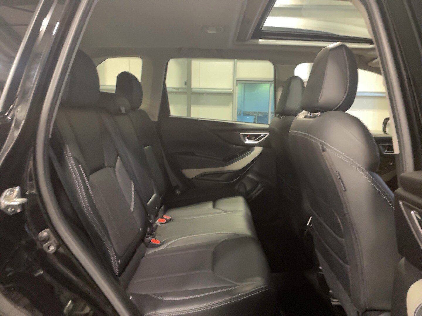 Used 2022 Subaru Forester Limited AWD/4WD image 25