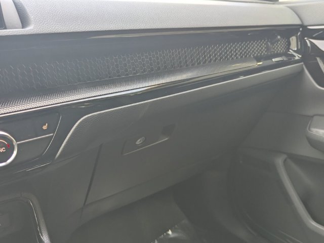 Used 2025 Honda CR-V Sport Touring image 29