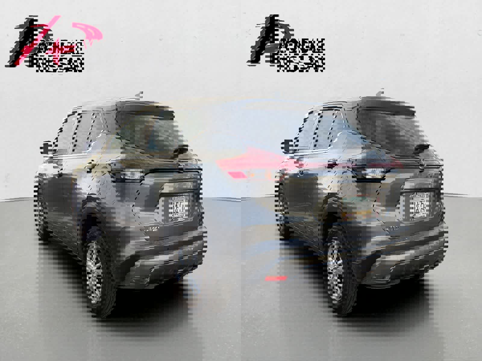 Certified 2025 Nissan Kicks Play S image 3