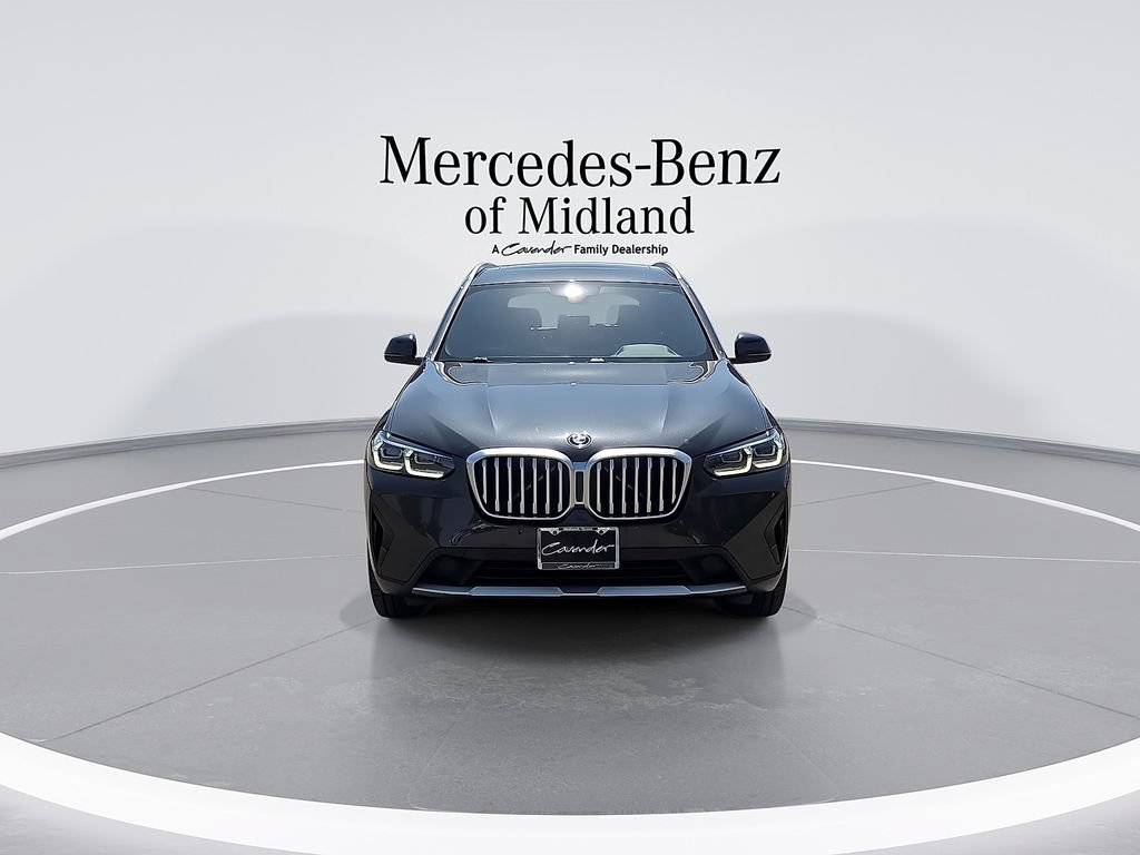 Used 2022 BMW X3 xDrive30i AWD/4WD image 3
