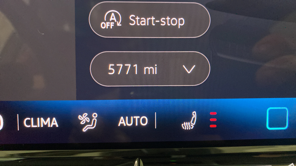 Used 2026 Volkswagen Tiguan S FWD image 10