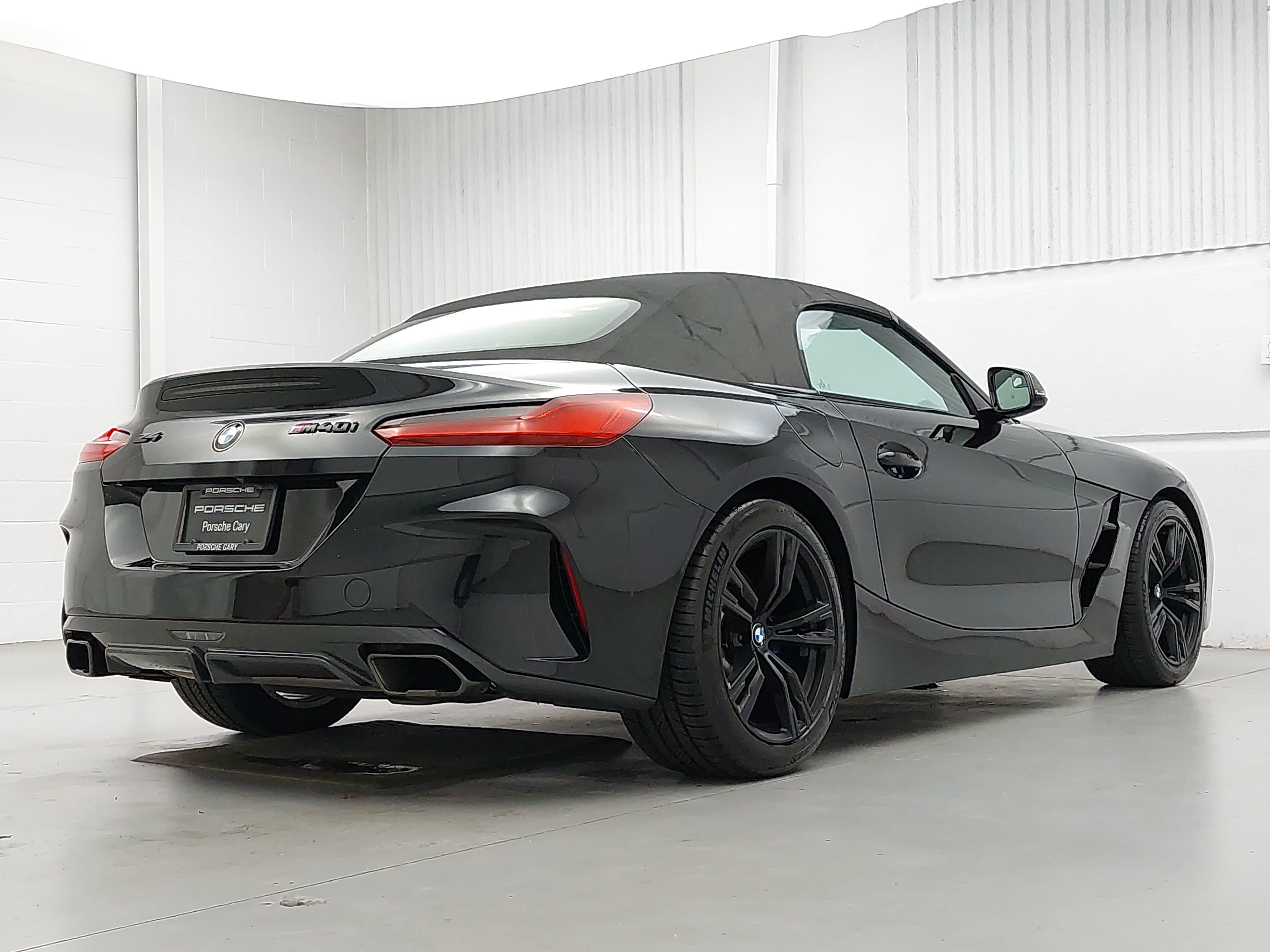 Used 2020 BMW Z4 M40i RWD image 7
