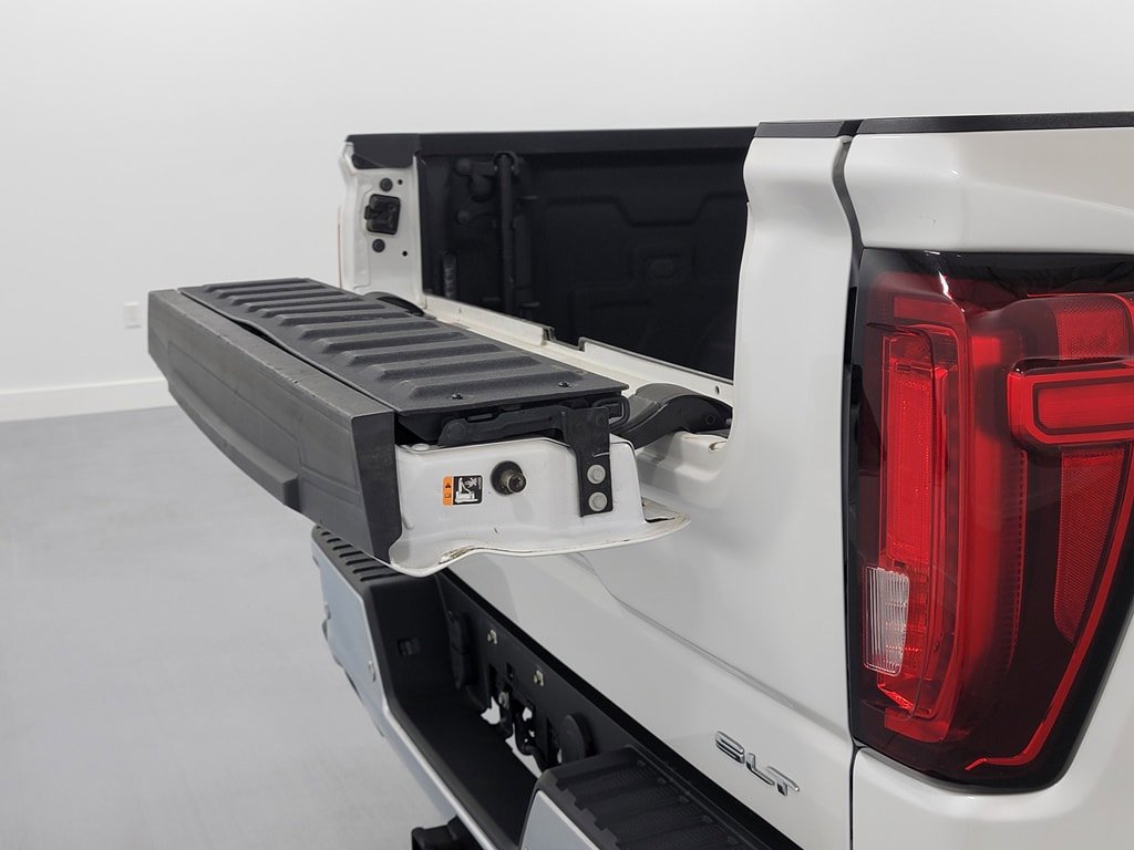Used 2020 GMC Sierra 1500 SLT w/ SLT Premium Plus Package AWD/4WD image 41