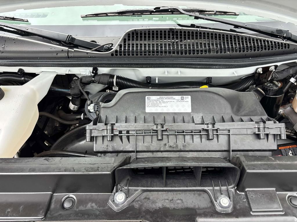 Used 2024 Chevrolet Express 2500 w/ Driver Convenience Package RWD image 10
