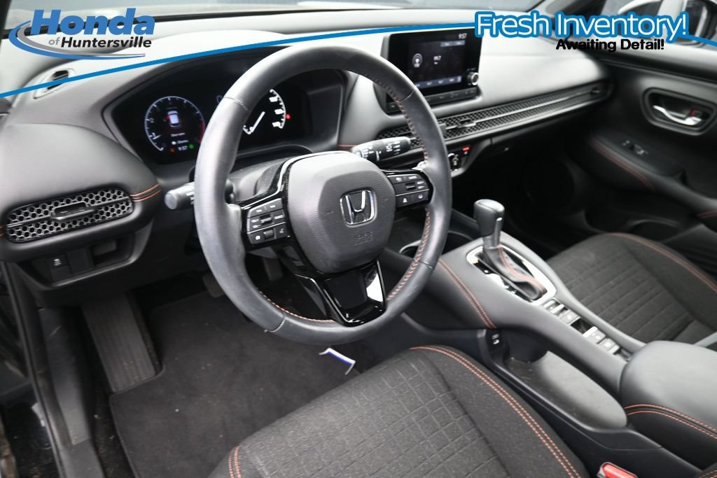 Used 2024 Honda HR-V Sport image 18