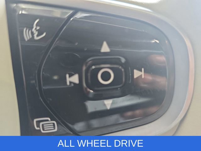 Used 2020 Volvo V60 T5 Cross Country w/ Protection Package Premier image 18