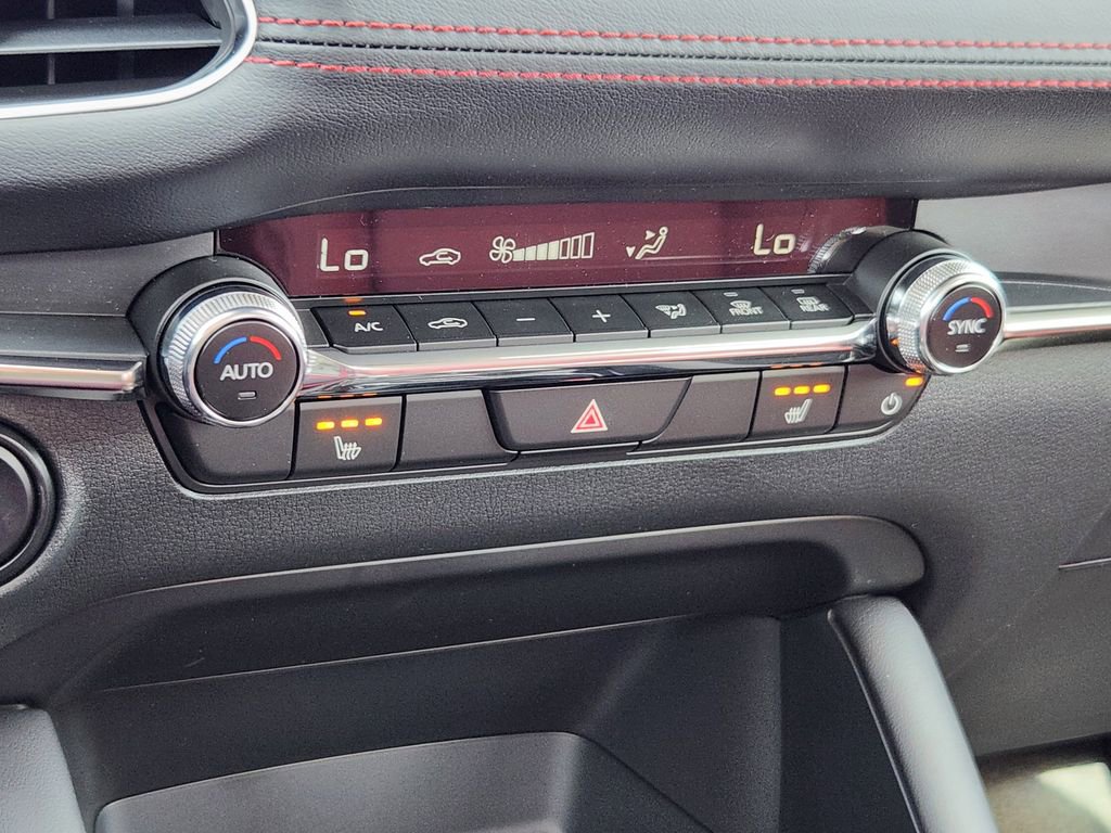 New 2026 MAZDA MAZDA3 Carbon image 10