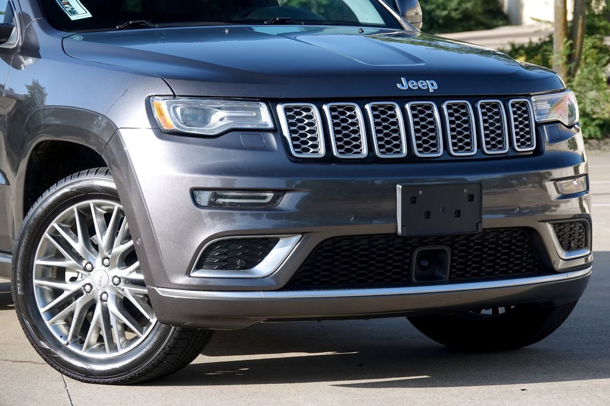 Used 2017 Jeep Grand Cherokee Summit w/ Platinum Series Group image 17