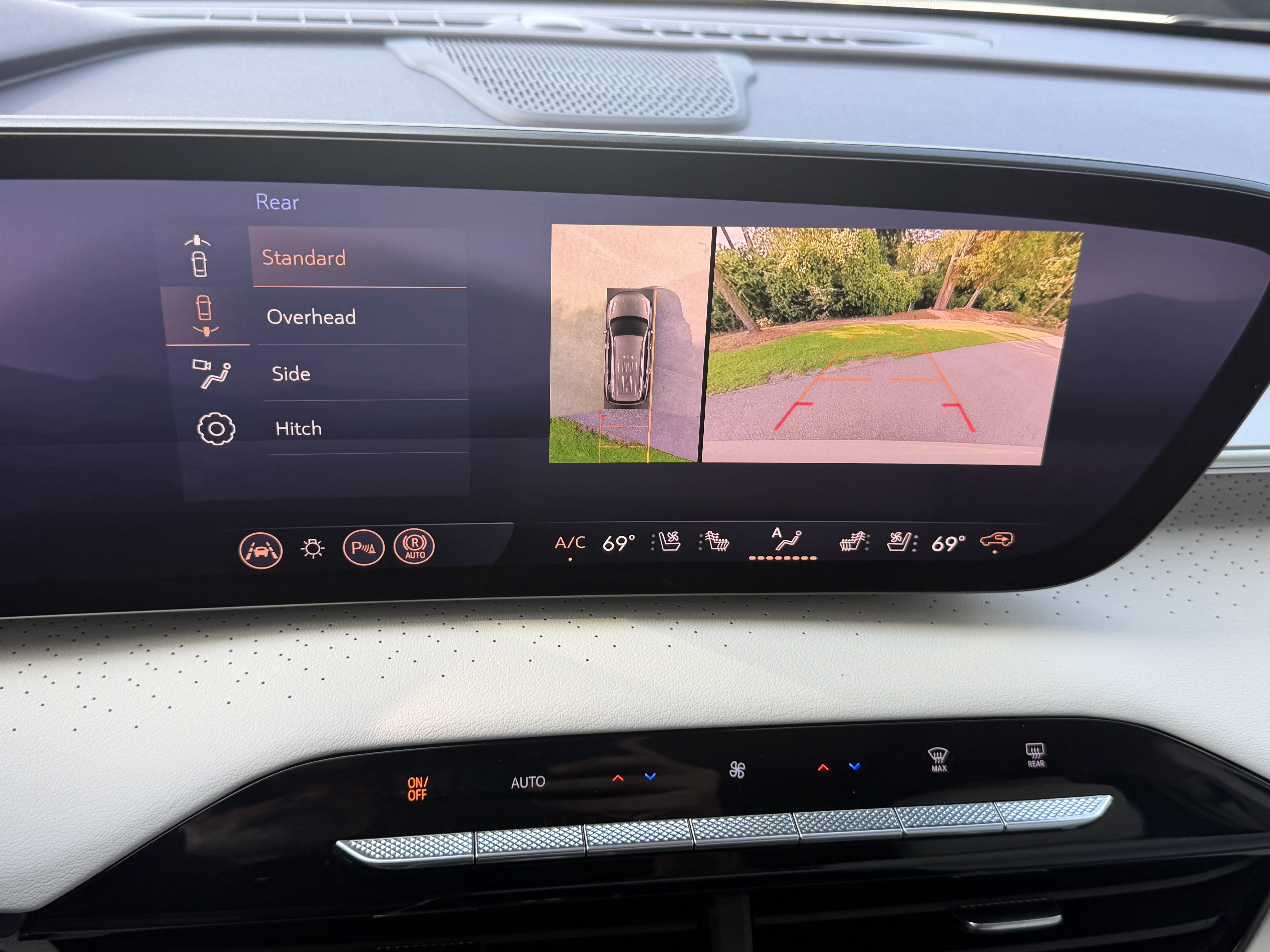 New 2027 Buick Enclave Avenir FWD image 30