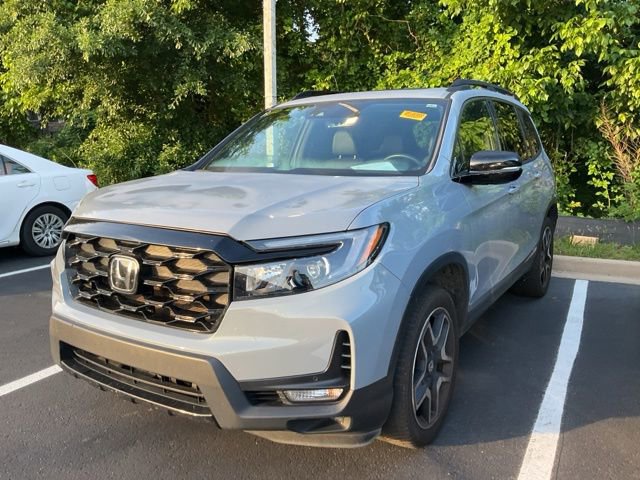 Used 2023 Honda Passport Elite image 12