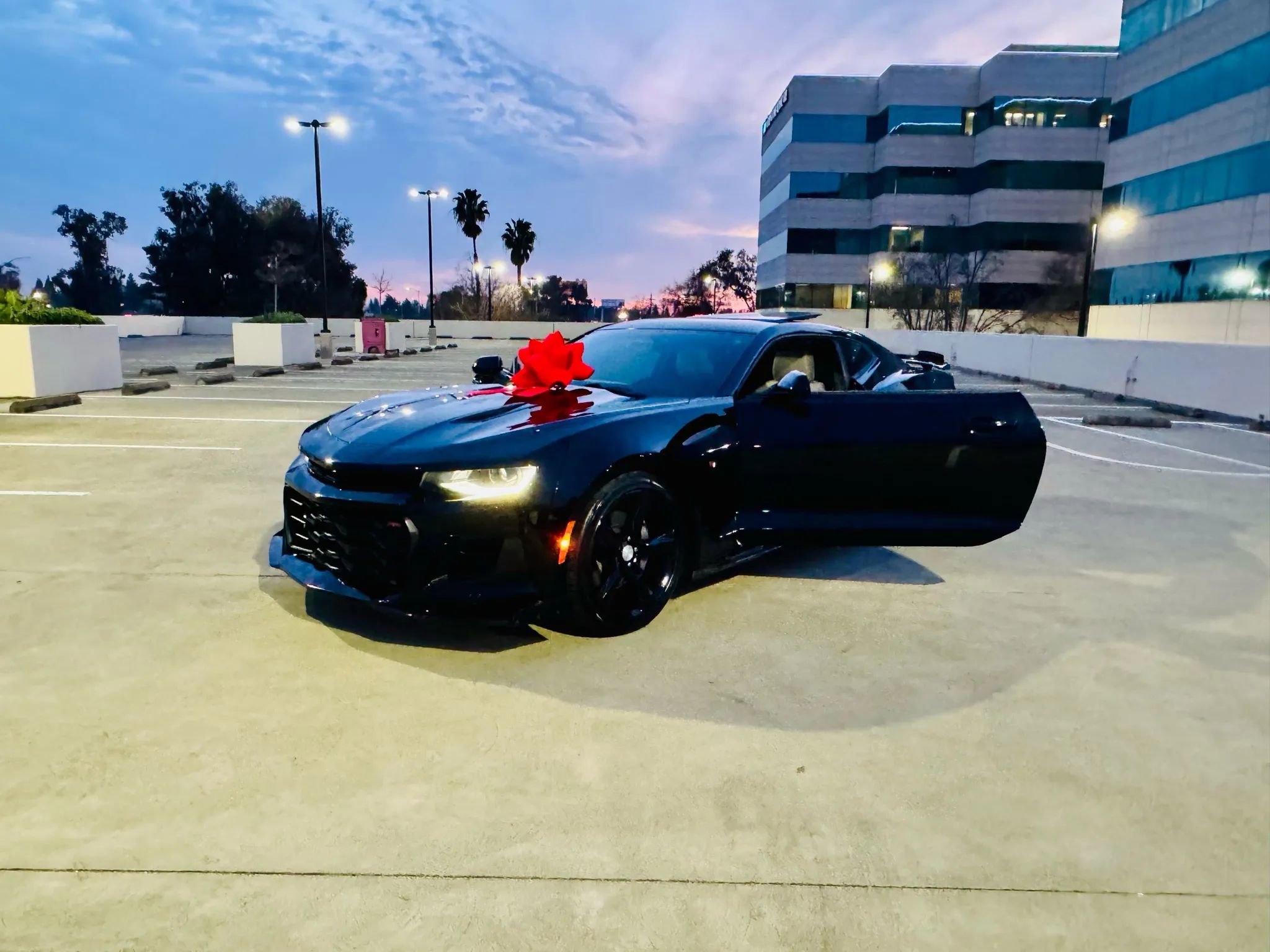 Used 2017 Chevrolet Camaro SS image 38