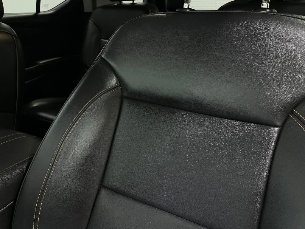Used 2021 Chevrolet Traverse RS w/ LPO, 'HIT The Road' Package image 17