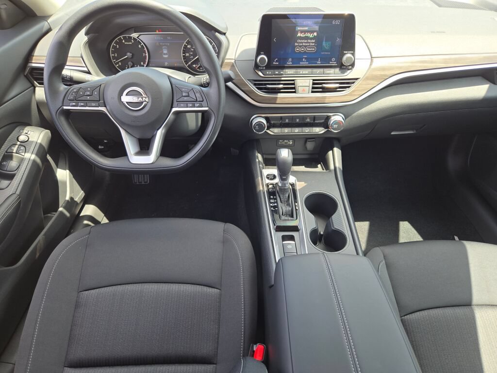 New 2026 Nissan Altima 2.5 SV AWD/4WD image 17