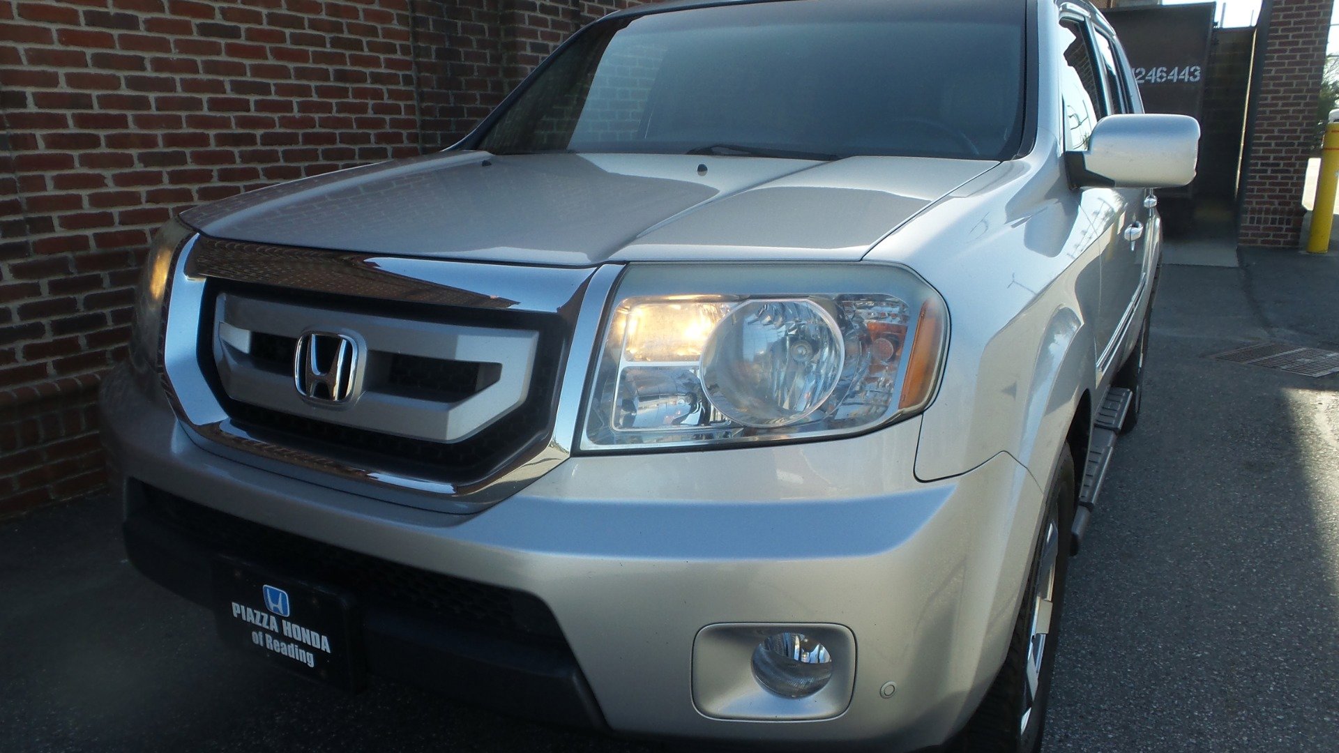 Used 2010 Honda Pilot Touring image 15
