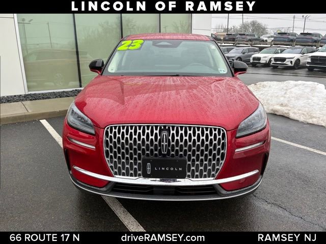 Used 2023 Lincoln Corsair AWD image 10