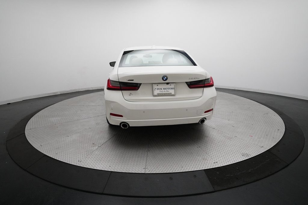 Used 2023 BMW 330e xDrive w/ Driving Assistance Package AWD/4WD image 25