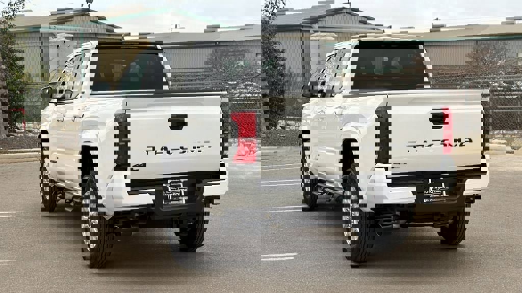 New 2026 Toyota Tacoma SR5 image 9