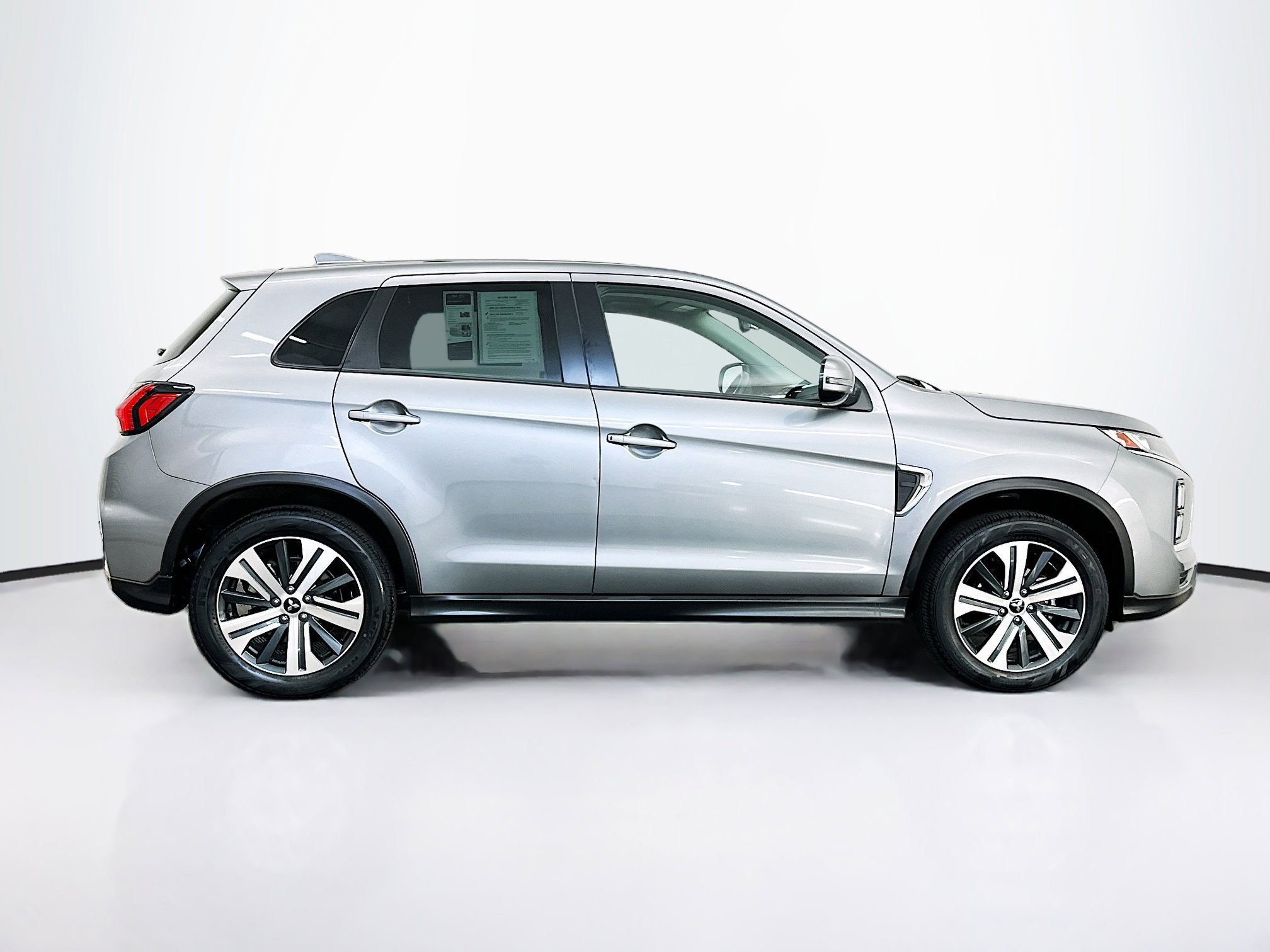 Used 2024 Mitsubishi Outlander Sport SE image 10