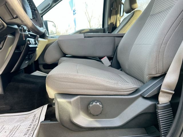 Used 2015 Ford F150 XLT image 16