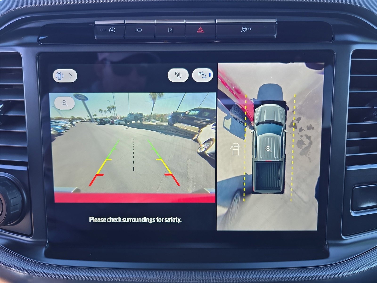 Used 2024 Ford F150 Platinum image 17